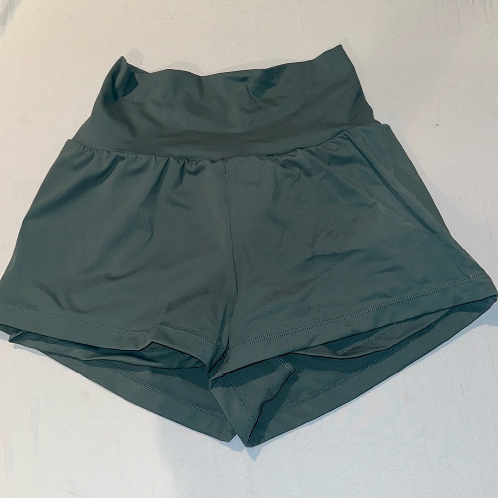 Halara Shorts XS Blue Spruce